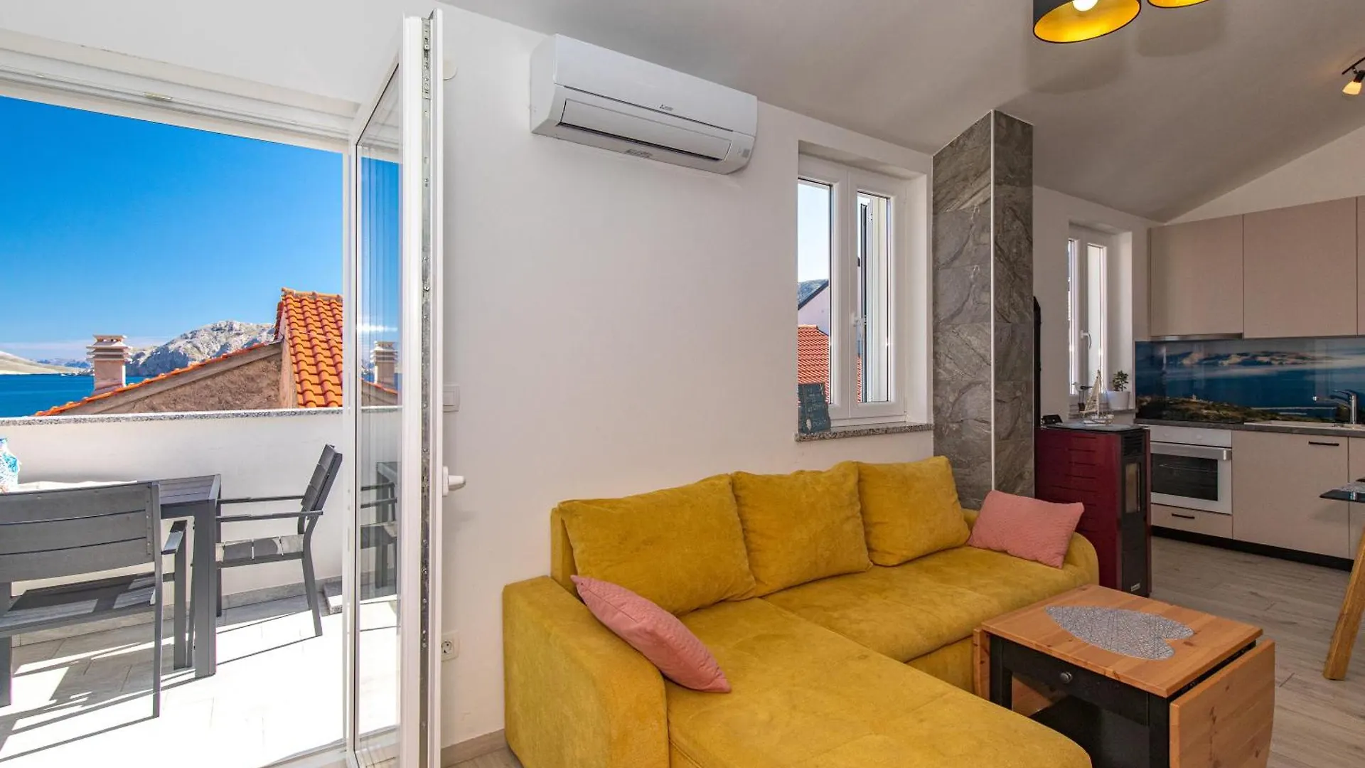 Sealavie Apartment Baska